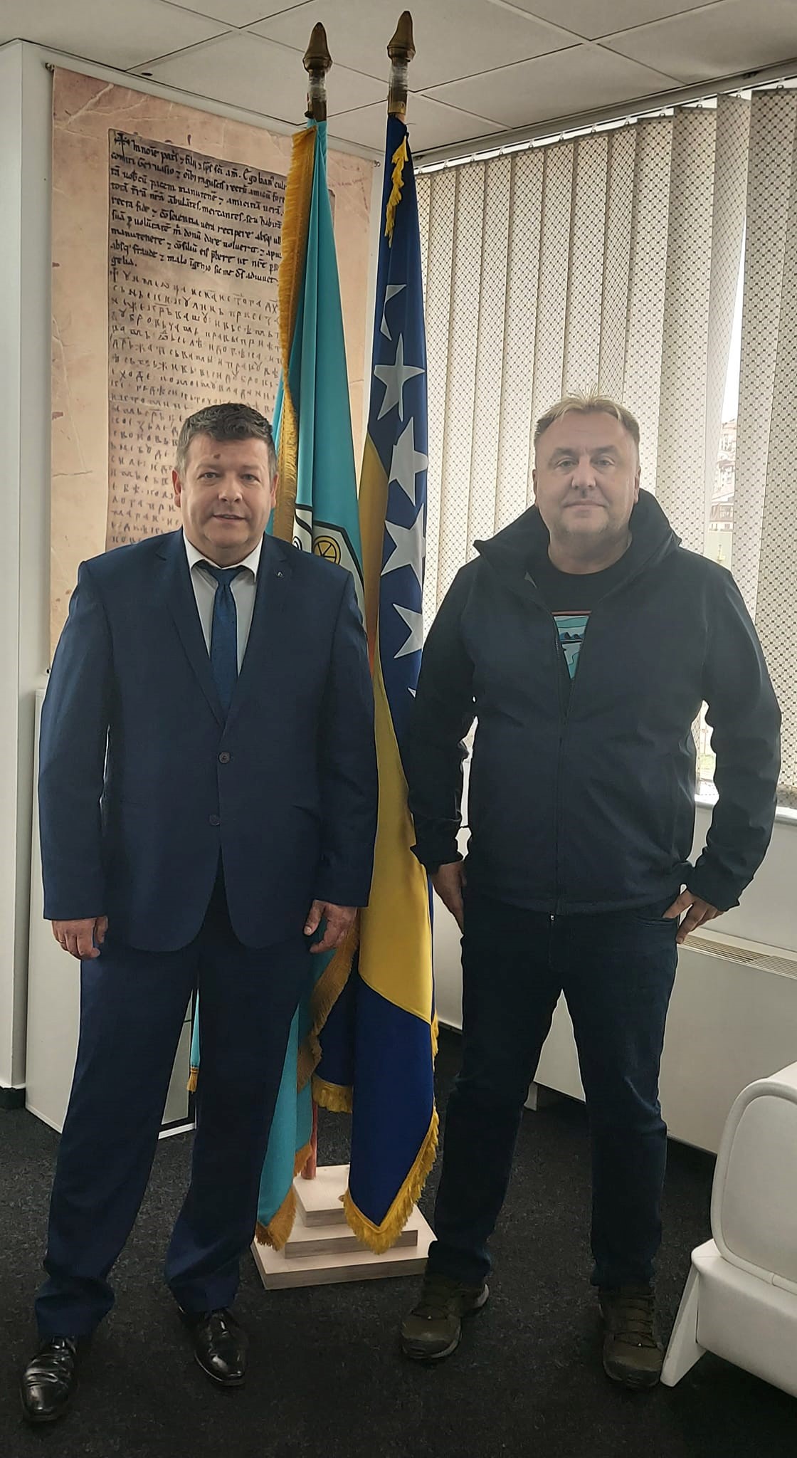 45_Direktor_Arhiva_Federacije_održao_sastanak_sa_publicistom_Avdom_Huseinović.jpg